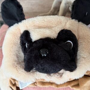 Plush Pug hat - Black & Cream